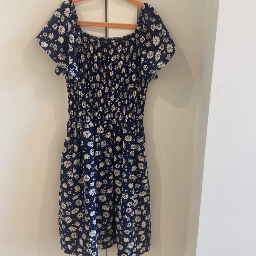 Speechless Kids smocked bodice Navy dress w/White/yellow daisy pattern - size 12 - Picture 6 of 7